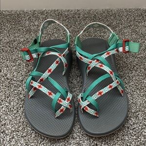 Chaco sandals! (Women’s size 9)